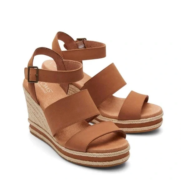 TOMS Madelyn Tan Leather Wedge Sandal - Picture 1 of 7